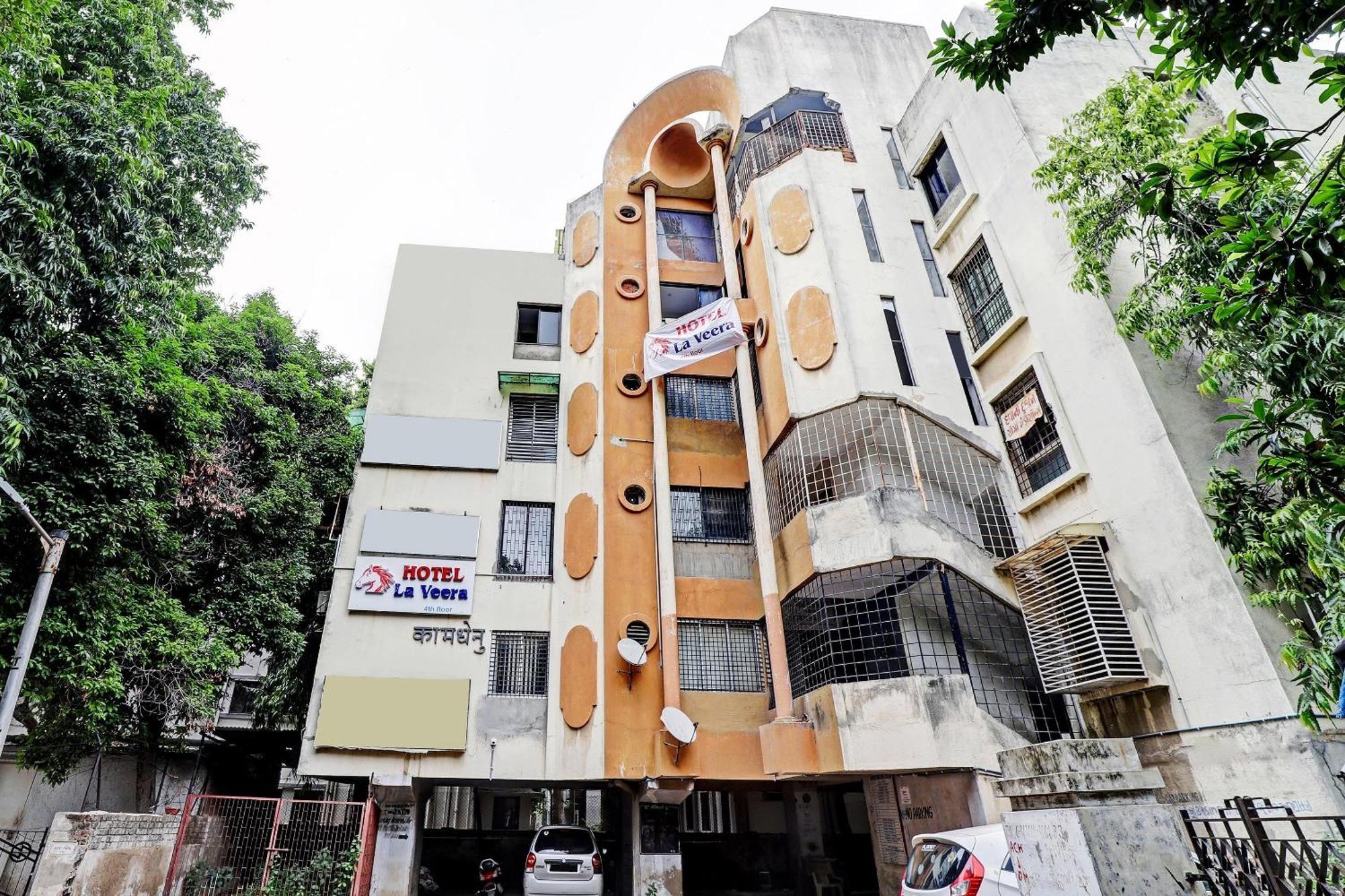 Hotel O La Veera 아흐메다바드 외부 사진