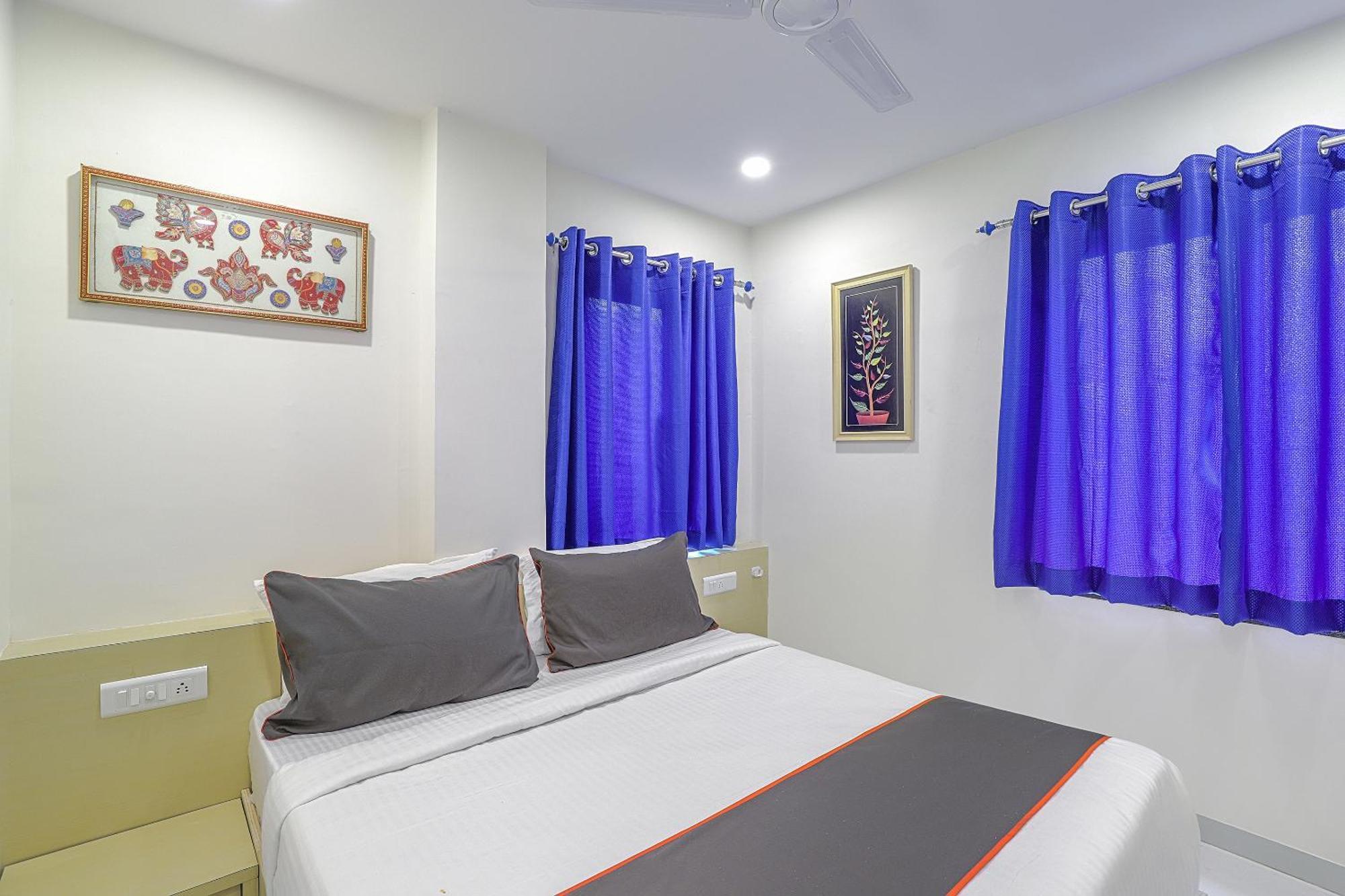 Hotel O La Veera 아흐메다바드 외부 사진