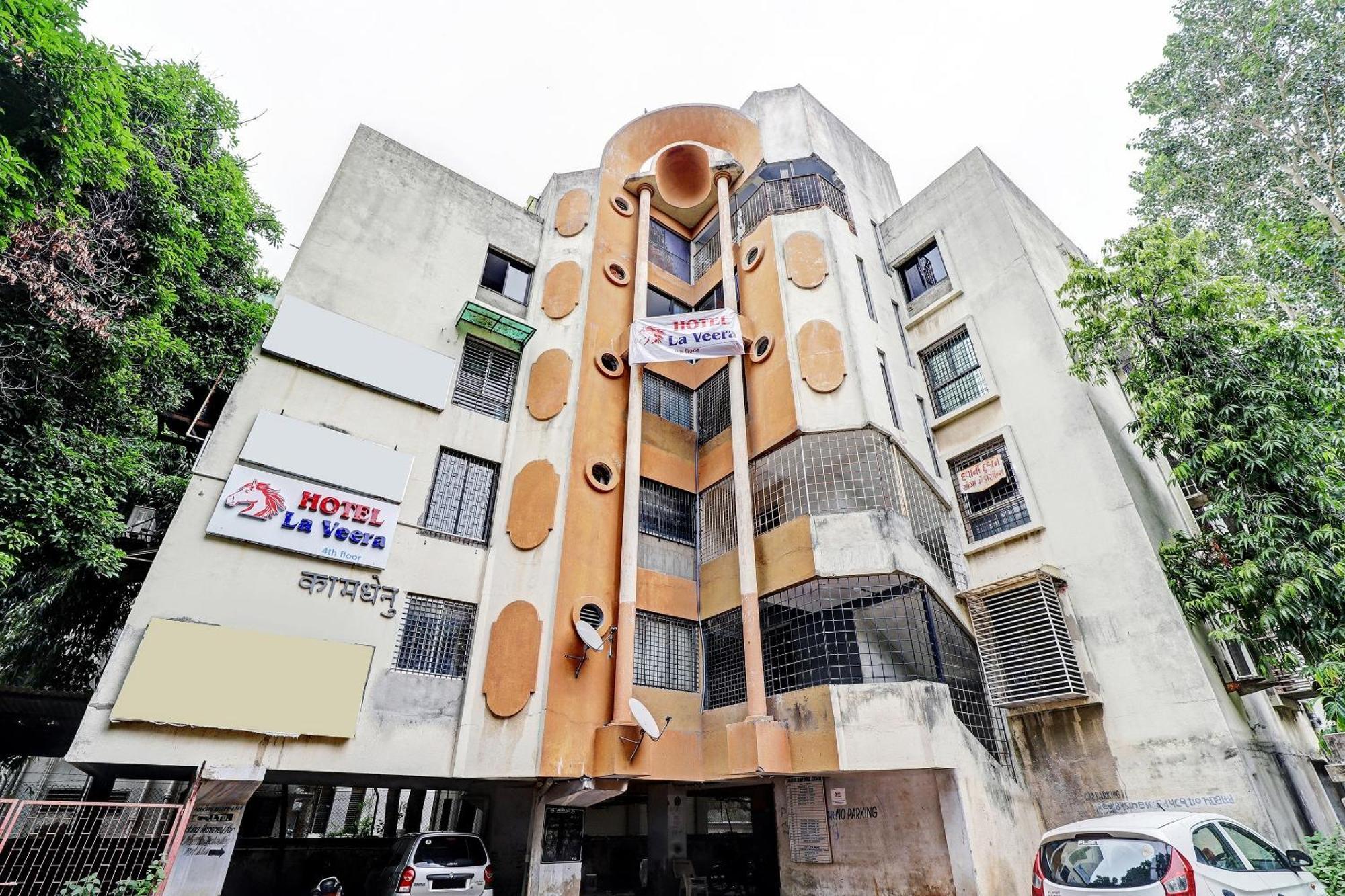Hotel O La Veera 아흐메다바드 외부 사진